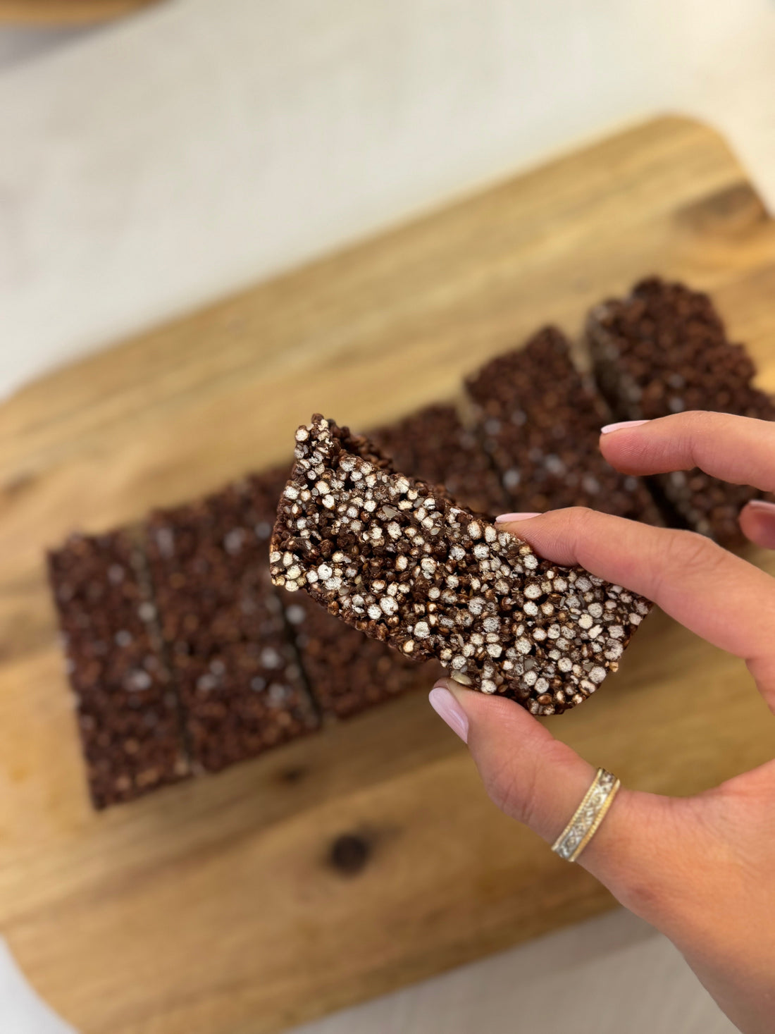 🍫 Barres chocolat – quinoa soufflé – seed cycling